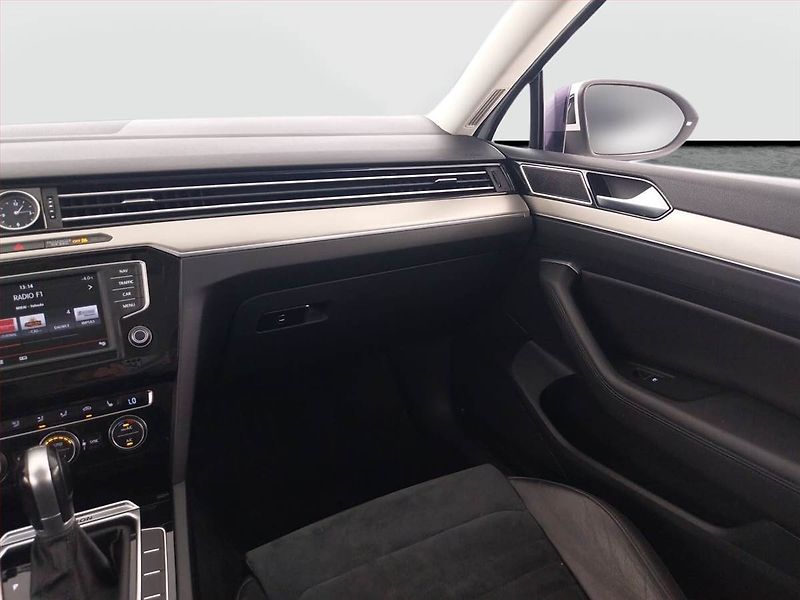 Volkswagen Passat (2015) Highline 2.0 BiTDI, 4X4 - fotka 8 z 22