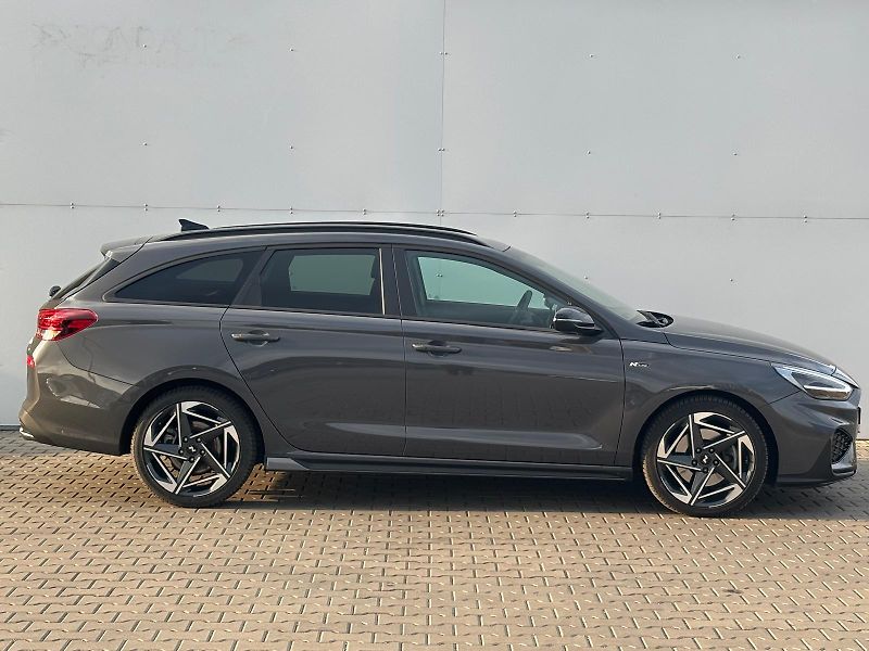 Hyundai i30 1.5 T-GDI MHEV DCT N-Line - fotka 8 z 29