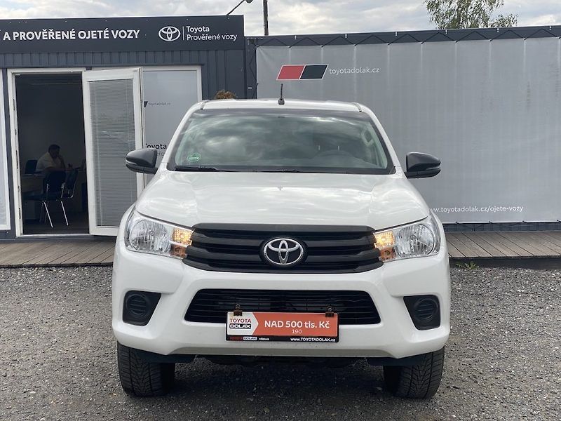 Toyota Hilux 2.4D, ČR, Live, tažné - fotka 3 z 17