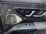 Mercedes-Benz EQS (2022) 580/AMG-Line/4-Matic/Full-LED/ - náhled 43