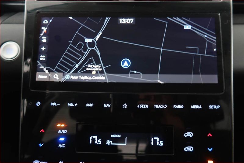 Hyundai Tucson (2024) 1.6 T-GDI 48V MHEV - fotka 18 z 19