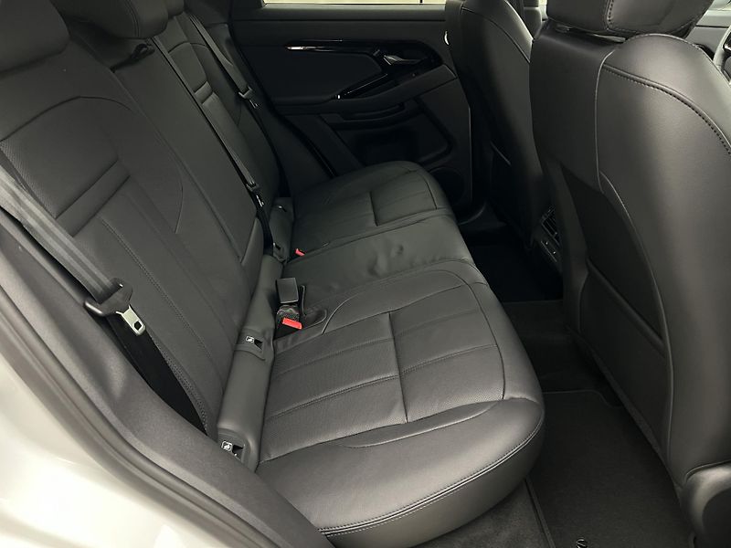 Land Rover Range Rover Evoque (2026) D165 S AWD Aut REZERVACE - fotka 30 z 44