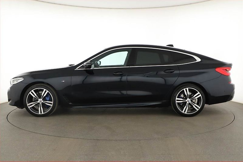 BMW Řada 6 (2022) 640i xDrive GT - fotka 3 z 20