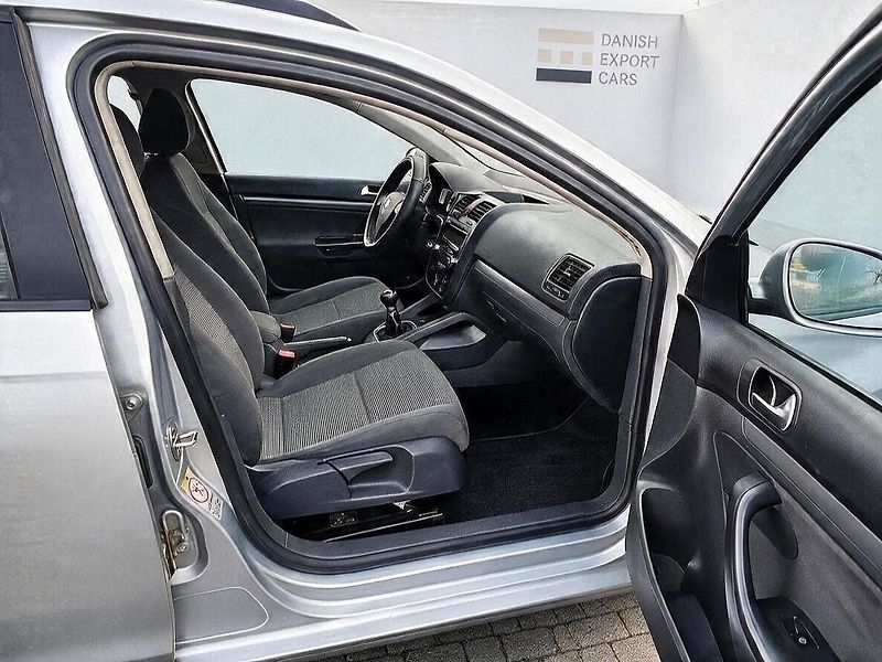 Volkswagen Golf 1.9 TDI 77kW,KLIMA,2x KOLA - fotka 20 z 33