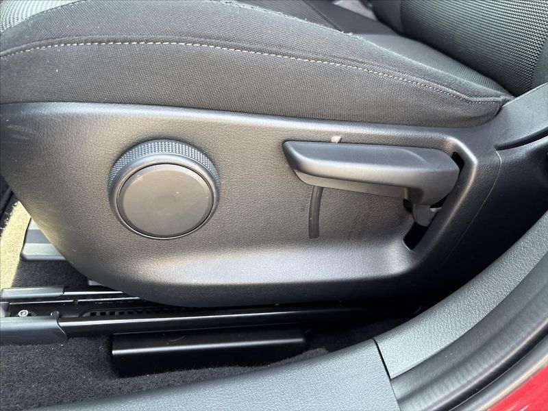 Mazda CX-30 2,0 i 137kW AT GT Plus CARPLAY - fotka 11 z 48