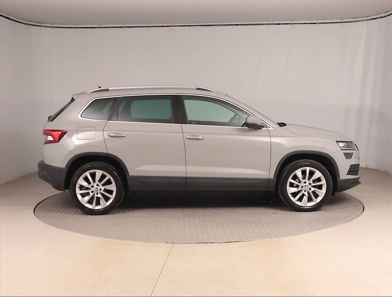 Škoda Karoq (2019) Style 1.5 TSI - fotka 6 z 17