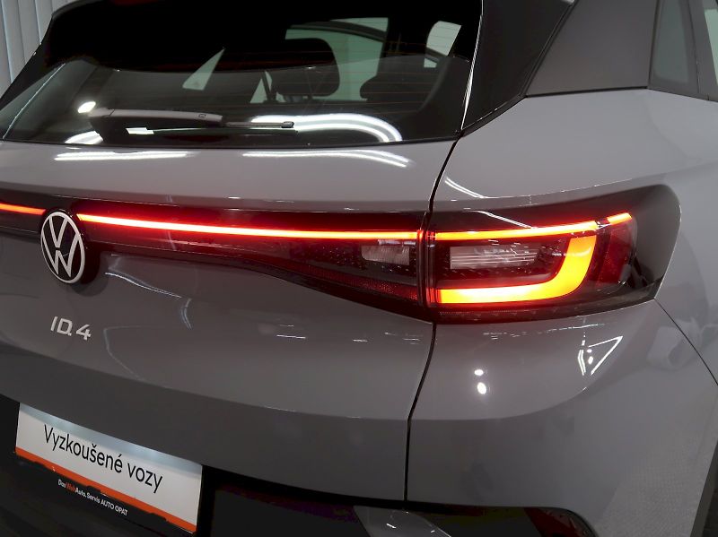 Volkswagen ID.4 (2023) Pro Performance 150kW 82kWh - fotka 12 z 36