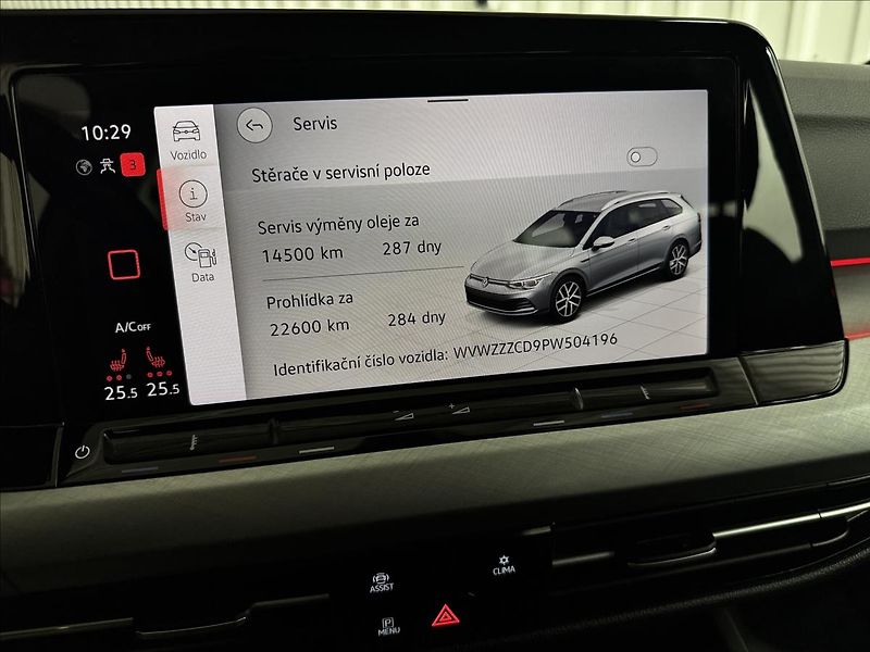Volkswagen Golf 1.5TGI 96kW DSG ACC 2XKOLA DPH - fotka 22 z 41