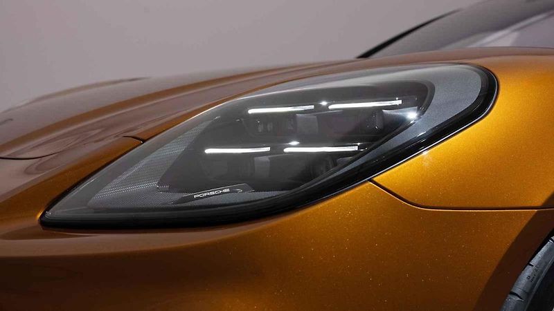 Česká premiéra Porsche Panamera v pražském bytě