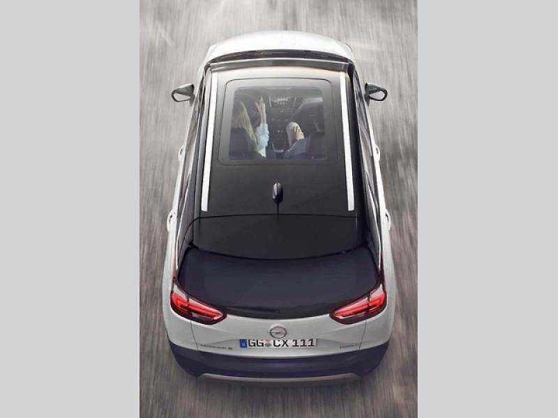 Opel Crossland X.