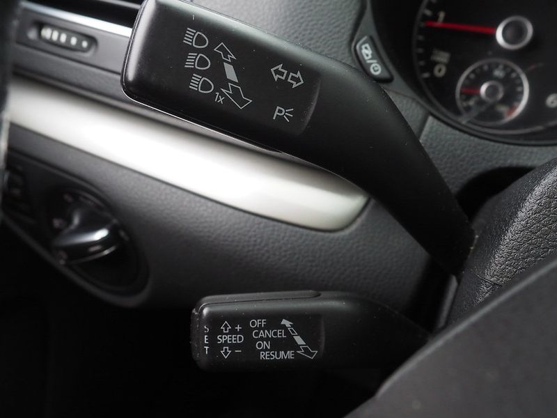 Seat Alhambra (2013) 2.0TDI, 130 kW,  7 Míst, Tažné - fotka 29 z 42