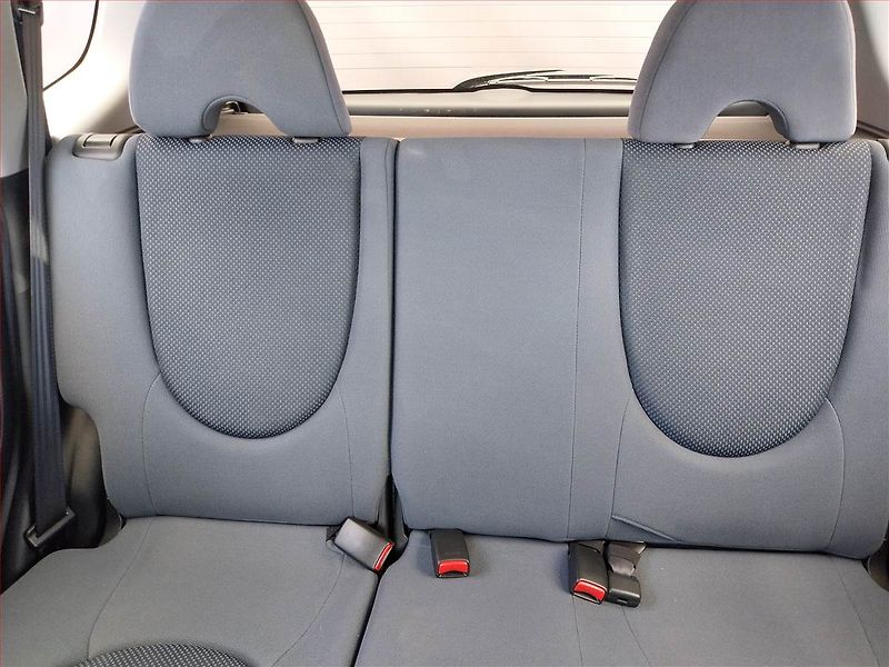 Honda Jazz (2005) 1.2 i-DSI, Serv.kniha, po STK - fotka 10 z 13