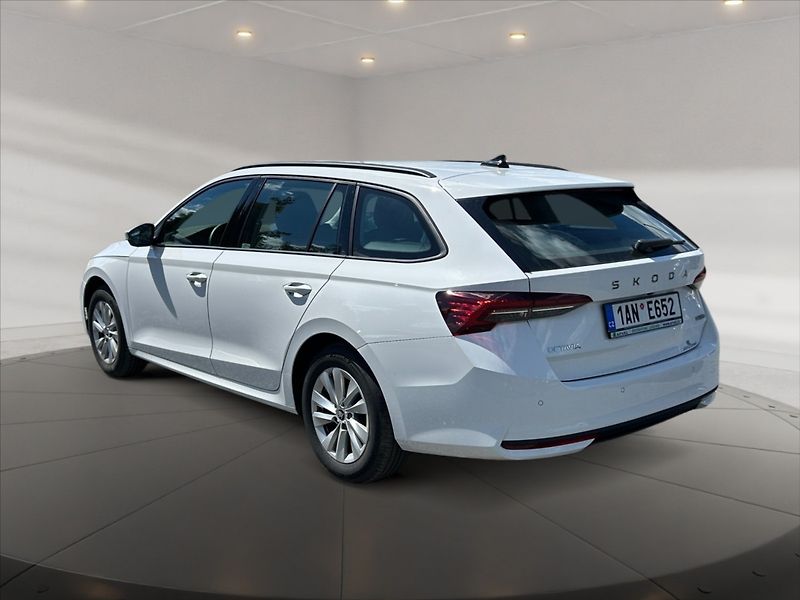 Škoda Octavia 1,5 T 85 Selection DSG - fotka 4 z 11