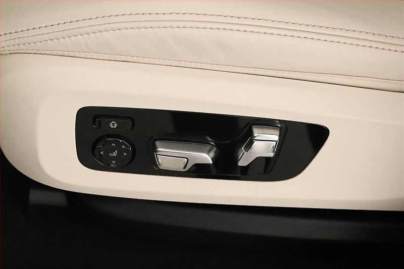 BMW X6 (2025) xDrive30d, M PAKET, VZDUCH - fotka 12 z 20