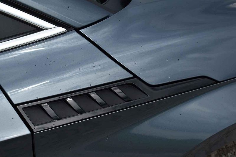 Škoda Enyaq iV při jízdě v chladném počasí