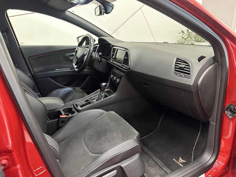 Seat Leon (2018) Cupra FR 300 4drive*CZ*1. Maj. - fotka 10 z 15