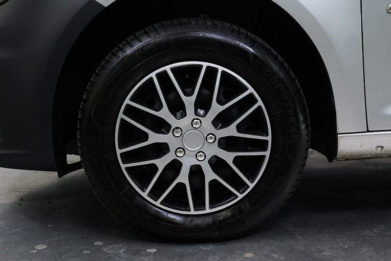 Volkswagen Caddy - fotka 10 z 23