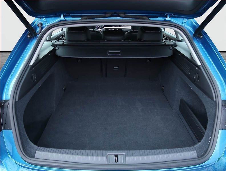Volkswagen Arteon (2022) Elegance 2.0 TDI - fotka 14 z 20