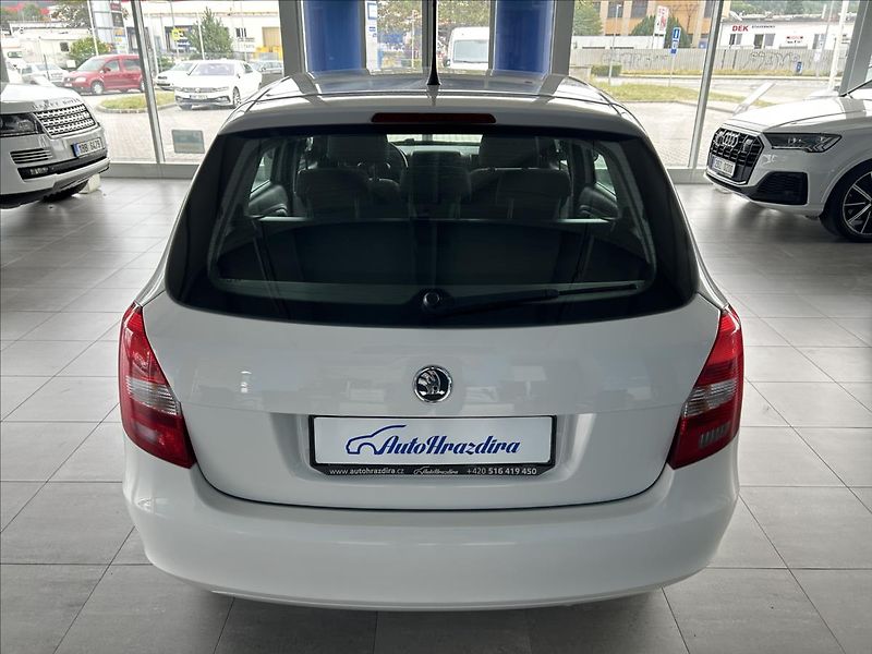 Škoda Fabia 1,6   TDI,KLIMATIZACE - fotka 5 z 16
