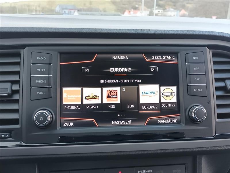 Seat Ateca 1,0 TSI,85KW,NAVI,ROZVODY, - fotka 35 z 44