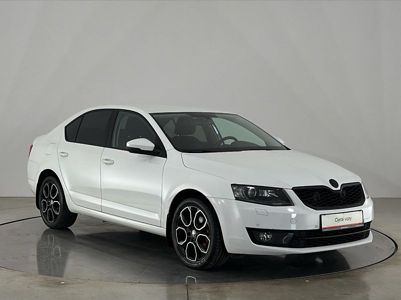 Škoda Octavia Elegance - fotka 14 z 28
