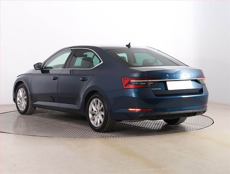 Škoda Superb (2019) Style 1.5 TSI, Automat - fotka 4 z 23