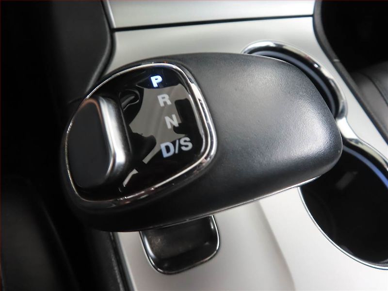 Jeep Grand Cherokee (2013) Summit 3.0 CRD, 4X4, Automat - fotka 13 z 15