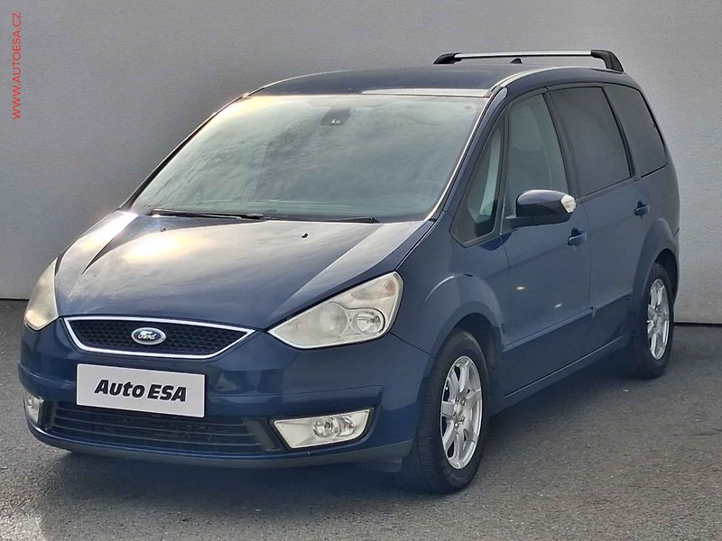 Ford Galaxy (2008) 2.0 TDCI 7míst, 1.maj, autoAC - fotka 3 z 18