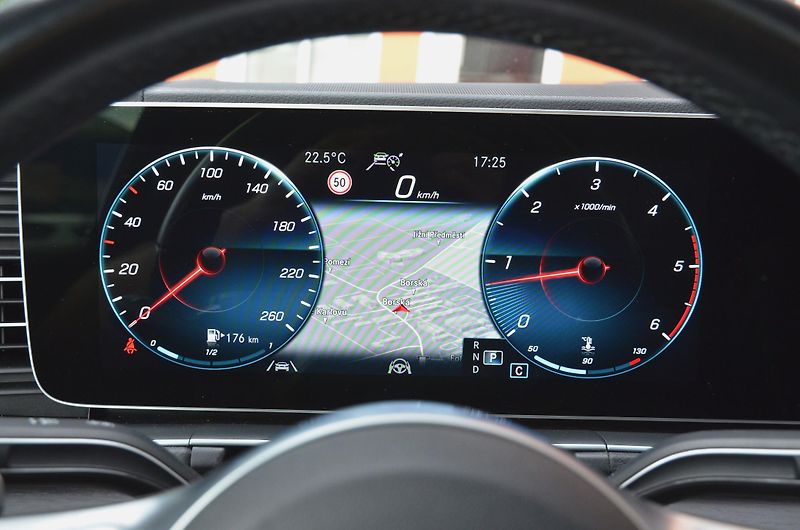 Mercedes-Benz GLE (2022) Coupe 400d AMG 243kW / ČR  - fotka 28 z 50