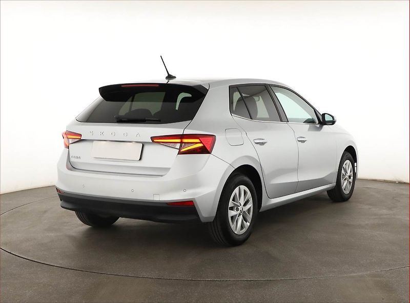 Škoda Fabia (2024) 1.0 TSI, Top Selection, FullLe - fotka 5 z 15