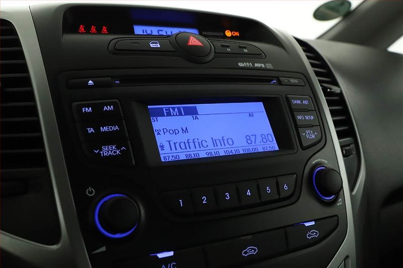 Hyundai ix20 (2012) 1.6 CVVT - fotka 11 z 13