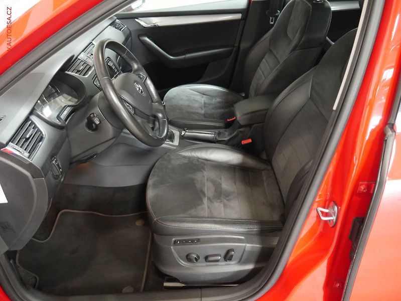 Škoda Octavia (2012) 1.4 TSI, ČR, Xenon, AC - fotka 9 z 23