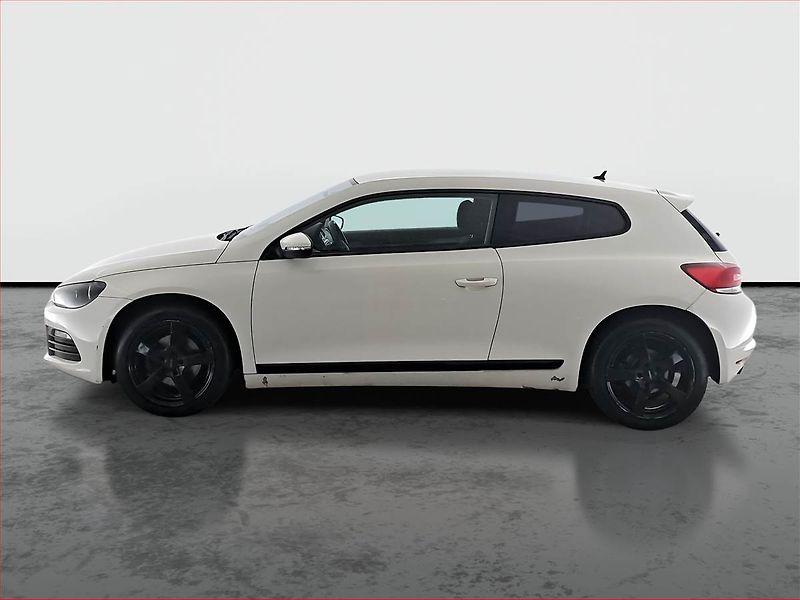 Volkswagen Scirocco (2010) Sport 1.4 TSI, Park. senzory - fotka 3 z 17