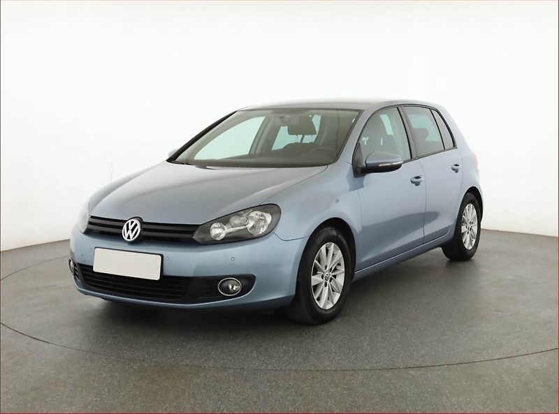 Volkswagen Golf (2012) 1.4 TSI, Park. senzory - fotka 2 z 17