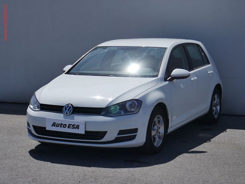 Volkswagen Golf (2013) 1.2 TSi, Trendline, +ALU - fotka 3 z 18