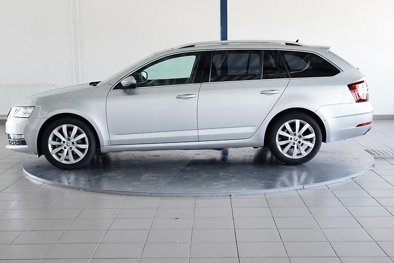 Škoda Octavia - fotka 3 z 26