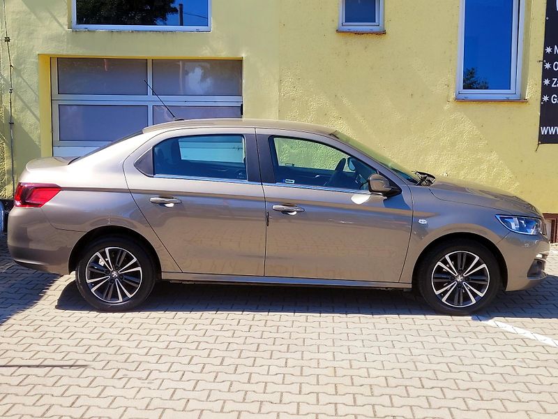 Peugeot 301 EAT6 115k *SERV.KN*CZ, 1xMaj - fotka 6 z 42