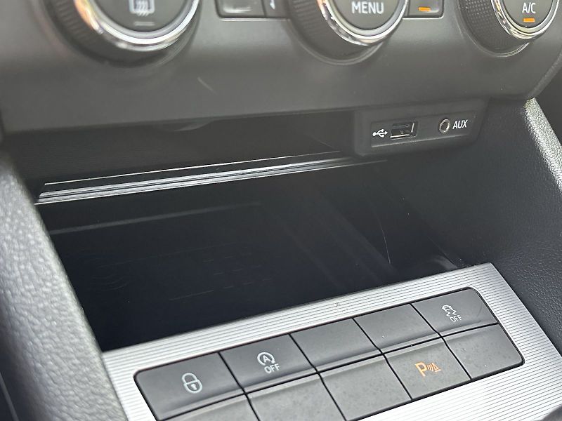 Škoda Octavia (2015) Combi 2.0 TDI 4x4 Style + - fotka 21 z 29