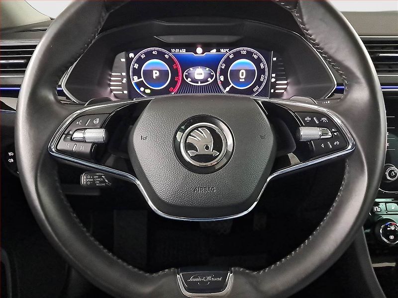Škoda Superb (2021) Laurin&Klement 2.0 TDI - fotka 22 z 25