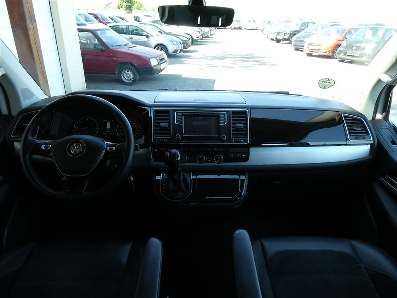 Volkswagen Multivan 2,0 TDi DSG Highline,1.majitel - fotka 34 z 50