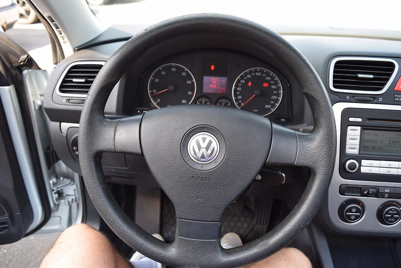 Volkswagen EOS (2007) 1.6FSI 85kw TAŽNÉ NOVÉ ROZVODY - fotka 22 z 34