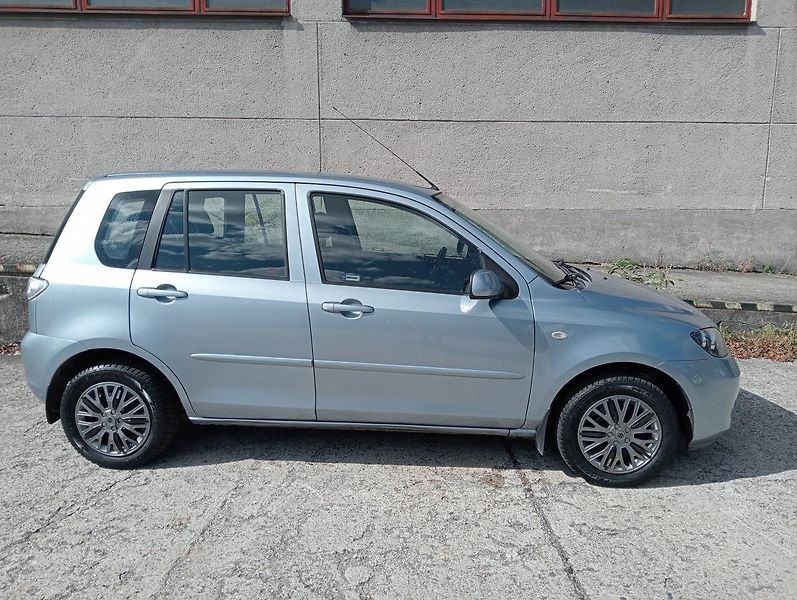 Mazda 2 (2006) 1.4i, AUTOMAT - fotka 24 z 24