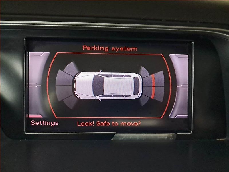 Audi A4 (2011) 2.0 TDI, Xenony, Tempomat - fotka 21 z 22
