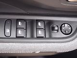 Opel Frontera Hybrid GS 1.2 Turbo 81kW - náhled 27