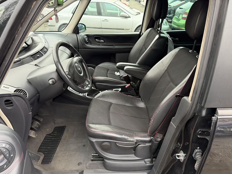 Renault Espace 2.0 DCi 7 MIST - fotka 12 z 18