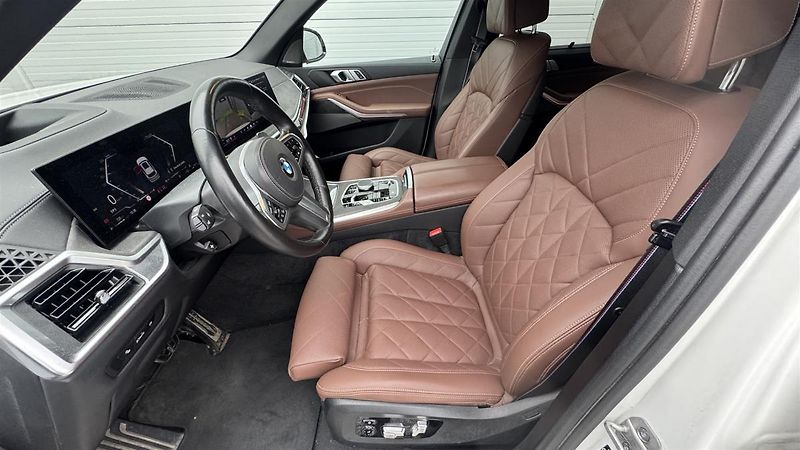 BMW X5 xDrive40d Mpaket ČR DPH 1.maji - fotka 7 z 18