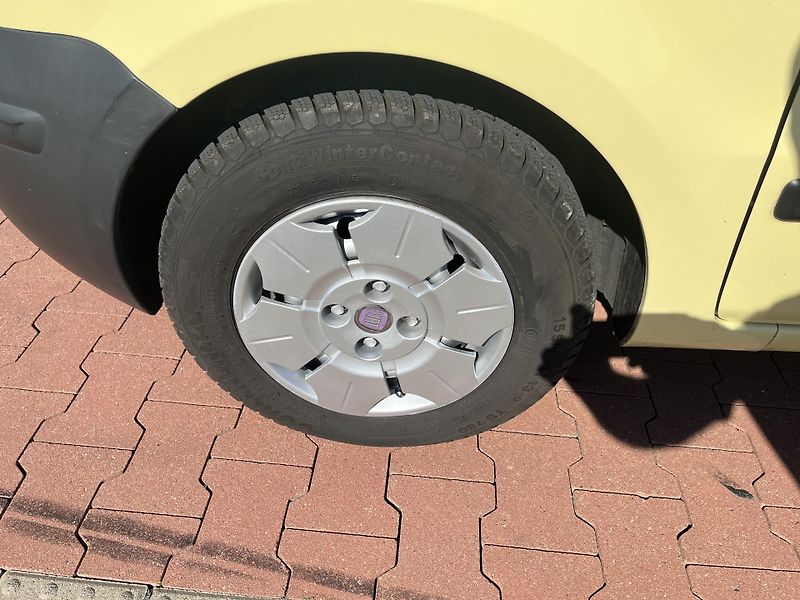 Fiat Panda 1.1 Active - fotka 8 z 26