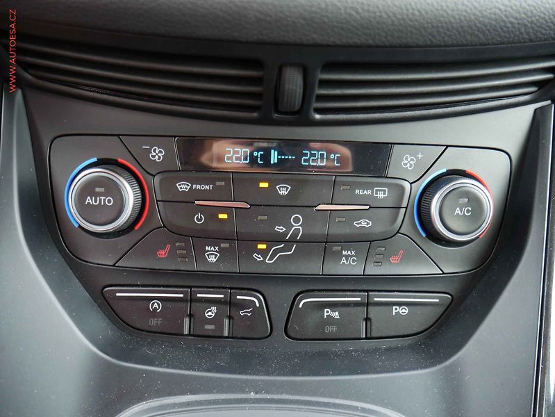 Ford Kuga (2019) 2.0TDCI 4x4, 1.maj,ČR, AT - fotka 18 z 19