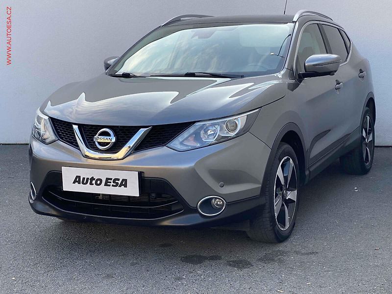 Nissan Qashqai (2015) 1.2 DiG-T, Acenta, panor - fotka 3 z 18
