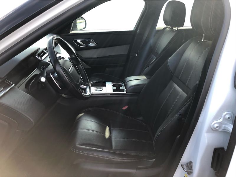 Land Rover Range Rover Velar D 300 SE - fotka 11 z 26